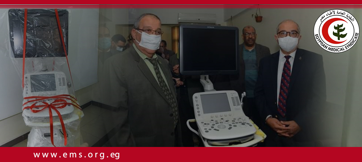 بقيمة 750 ألف جنيه..طبيب يتبرع بأول جهاز أشعة لأورام المخ بصعيد مصر